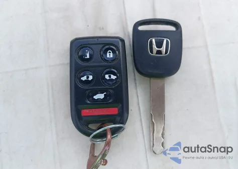 2005 Honda Odyssey Touring from USA, damaged, VIN 5FNRL38865B012348